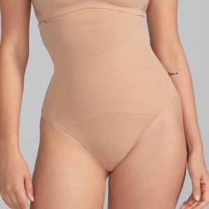 Honeylove SuperPower Thong size XS